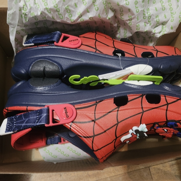 Limited Edition Crocs Spider-Man All-Terrain Clog: Size 8 Men 10 Woman - Picture 4 of 6